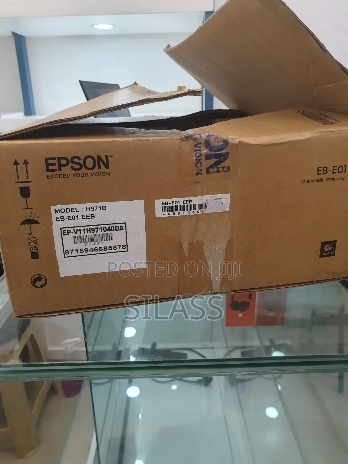 Epson Projector BRAND NEW With Cartoon Model Name: EB01