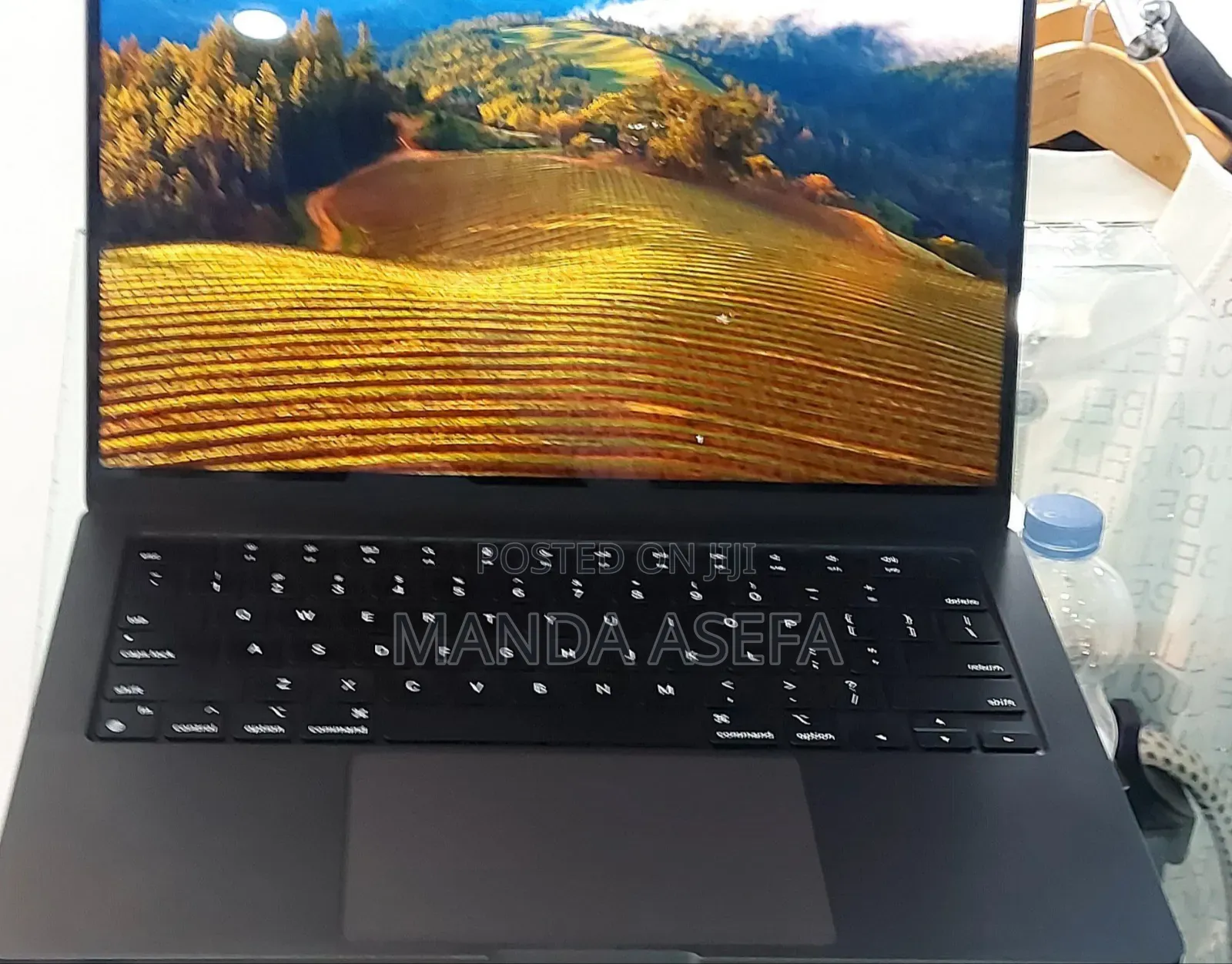 New Laptop Apple MacBook Pro 18GB Apple M3 SSD 512GB