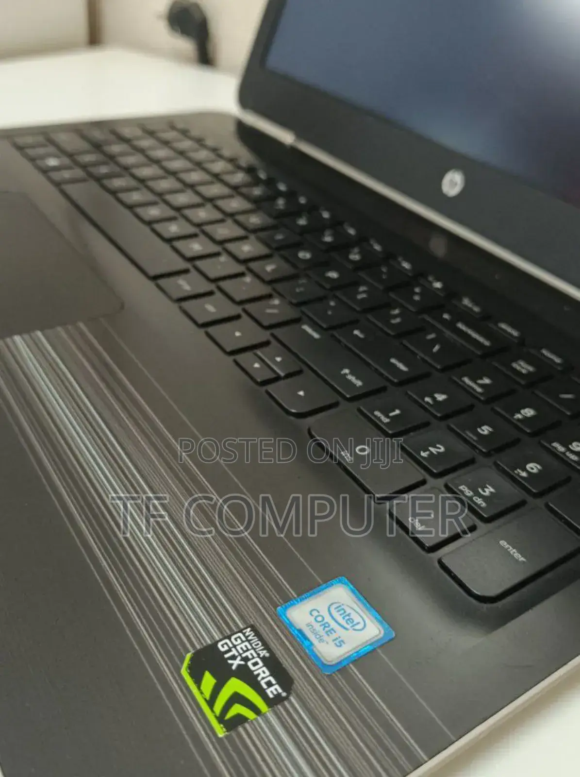 New Laptop HP Pavilion 15 8GB Intel Core I5 HDD 1T