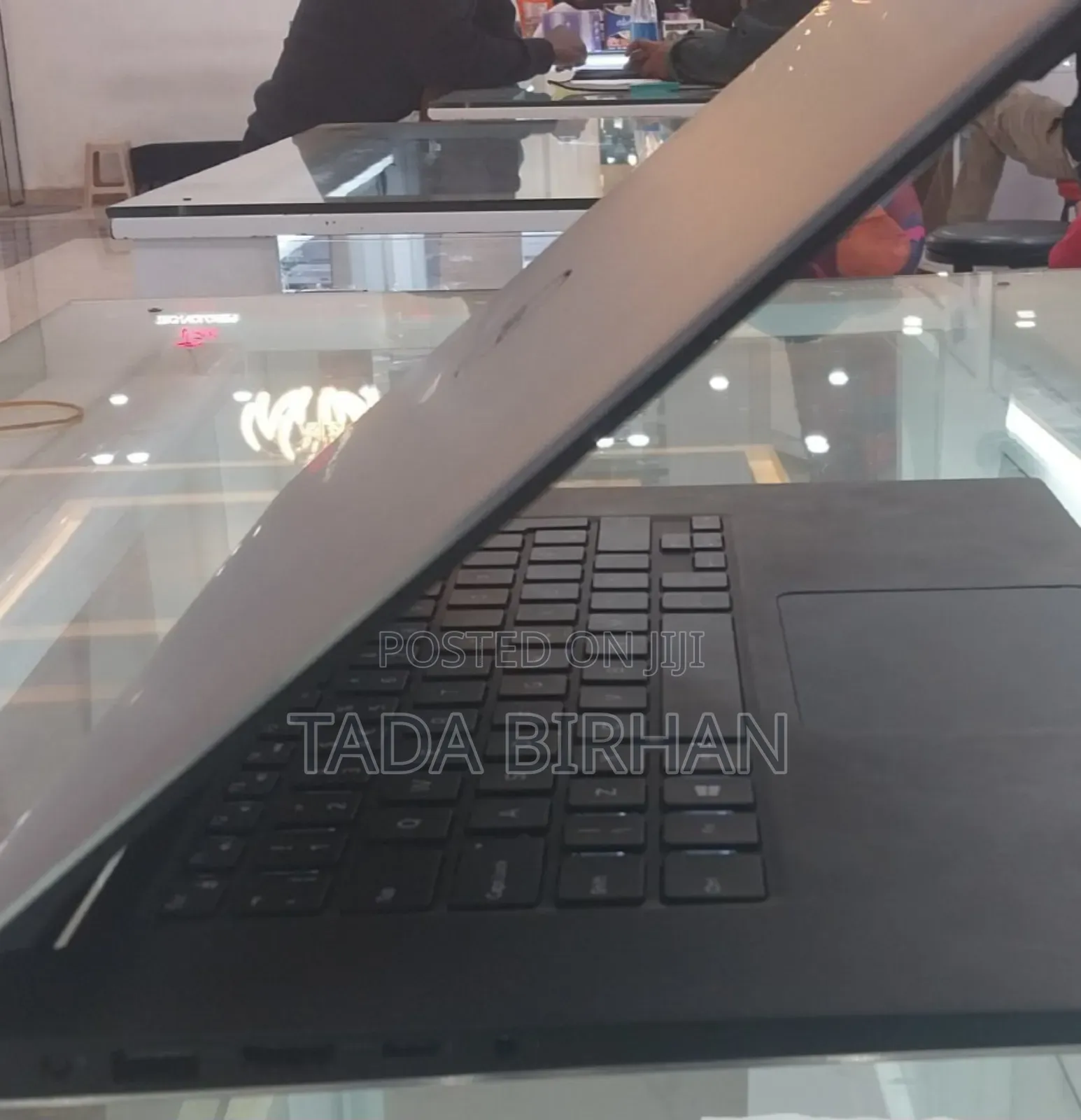 New Laptop Dell Precision 15 5540 16GB Intel Core I9 SSD 512GB