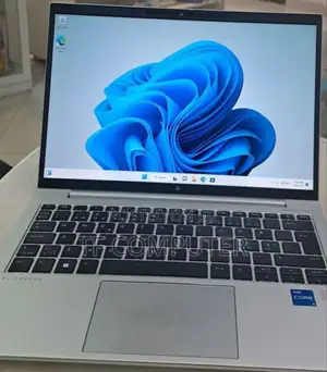 New Laptop HP EliteBook 830 G9 16GB Intel Core I5 SSD 512GB