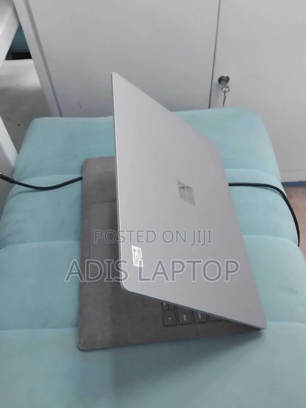 New Laptop Microsoft Surface 16GB Intel Core I7 SSD 512GB