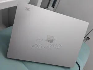 New Laptop Microsoft Surface 16GB Intel Core I7 SSD 512GB