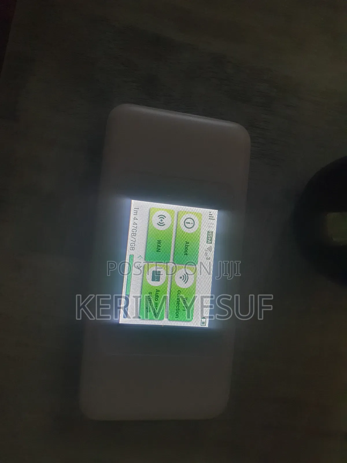 Huawei Touch Screen Portable Wireless Router ት ተንቀሳቃሽ ዋይፋይ