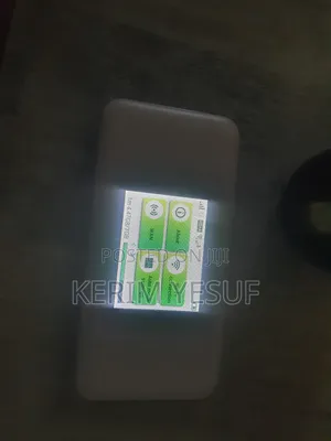 Huawei Touch Screen Portable Wireless Router ት ተንቀሳቃሽ ዋይፋይ