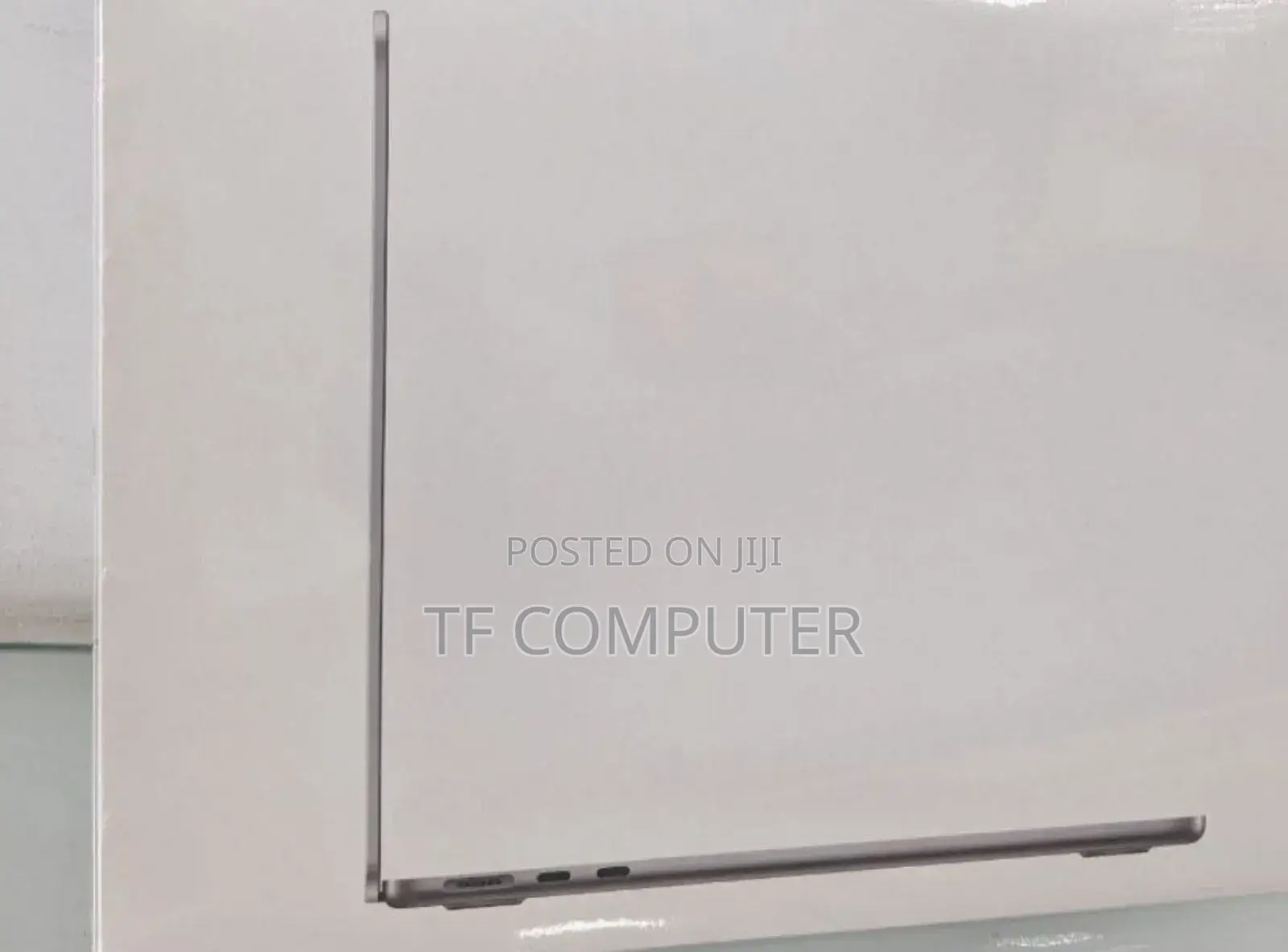 New Laptop Apple MacBook Air 2022 M2 8GB Apple M2 SSD 256GB