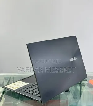 New Laptop Asus ZenBook Pro 15 UX580GE 16GB Intel Core I7 SSD 512GB