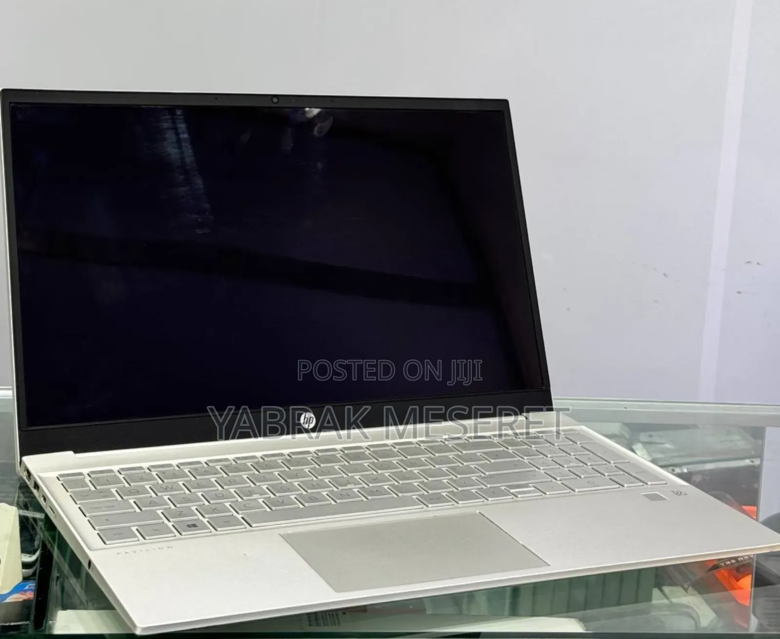 New Laptop HP Pavilion 15 8GB AMD Ryzen 3 SSD 256GB