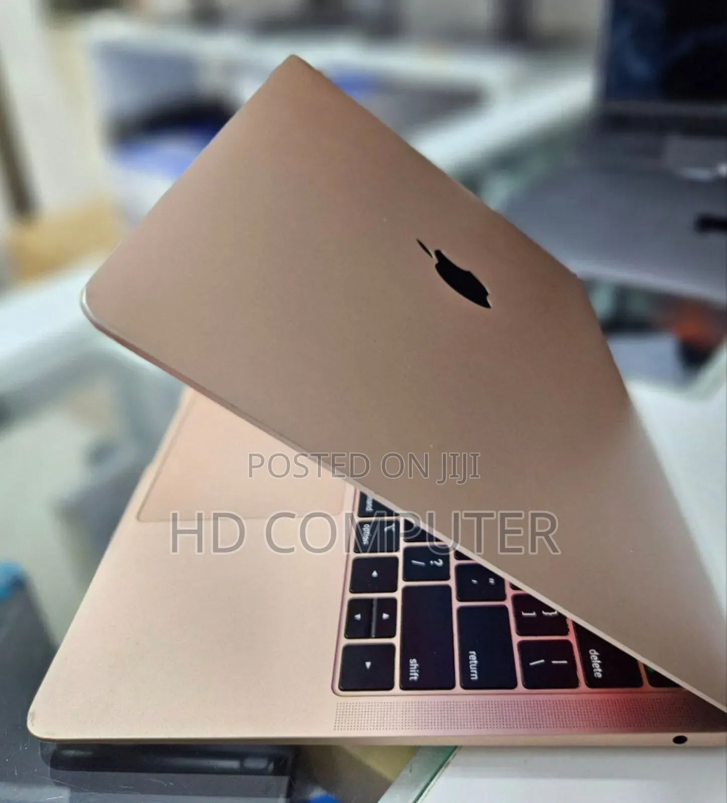 New Laptop Apple MacBook Air 2020 M1 8GB Apple M1 SSD 256GB