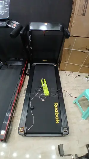 Photo - የአዉሮፓ ስታንዳርድ Reebok Fr30 Floatride የመሮጫ ማሽን