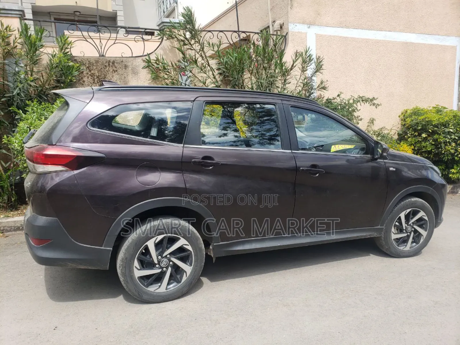 Toyota Rush 2023 Purple