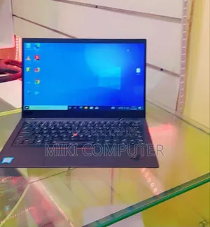 Photo - New Laptop Lenovo ThinkPad Yoga 8GB Intel Core I5 SSD 512GB