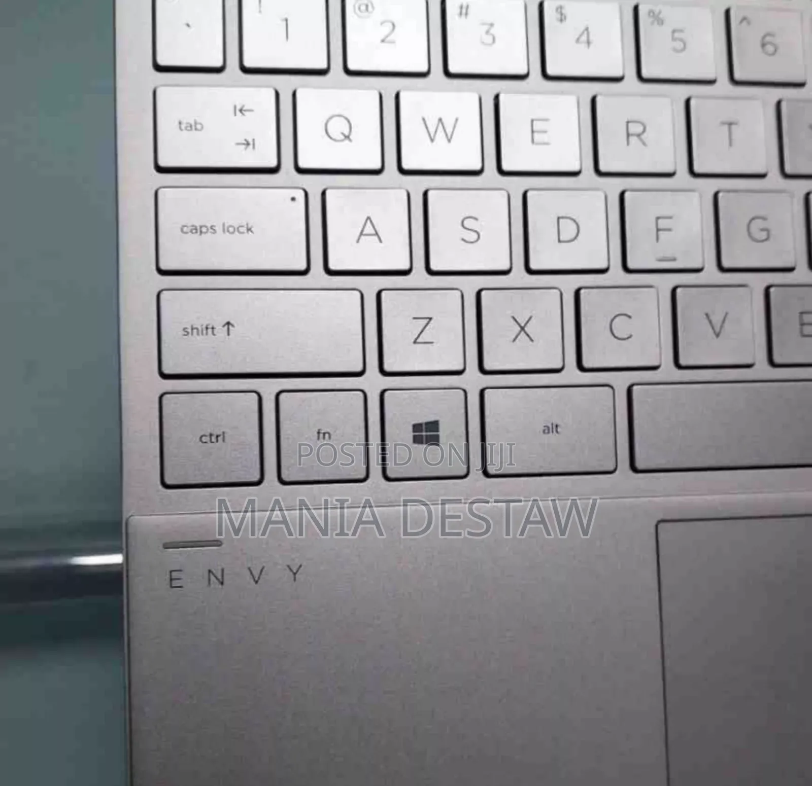 New Laptop HP Envy X360 8GB Intel Core I7 SSD 512GB