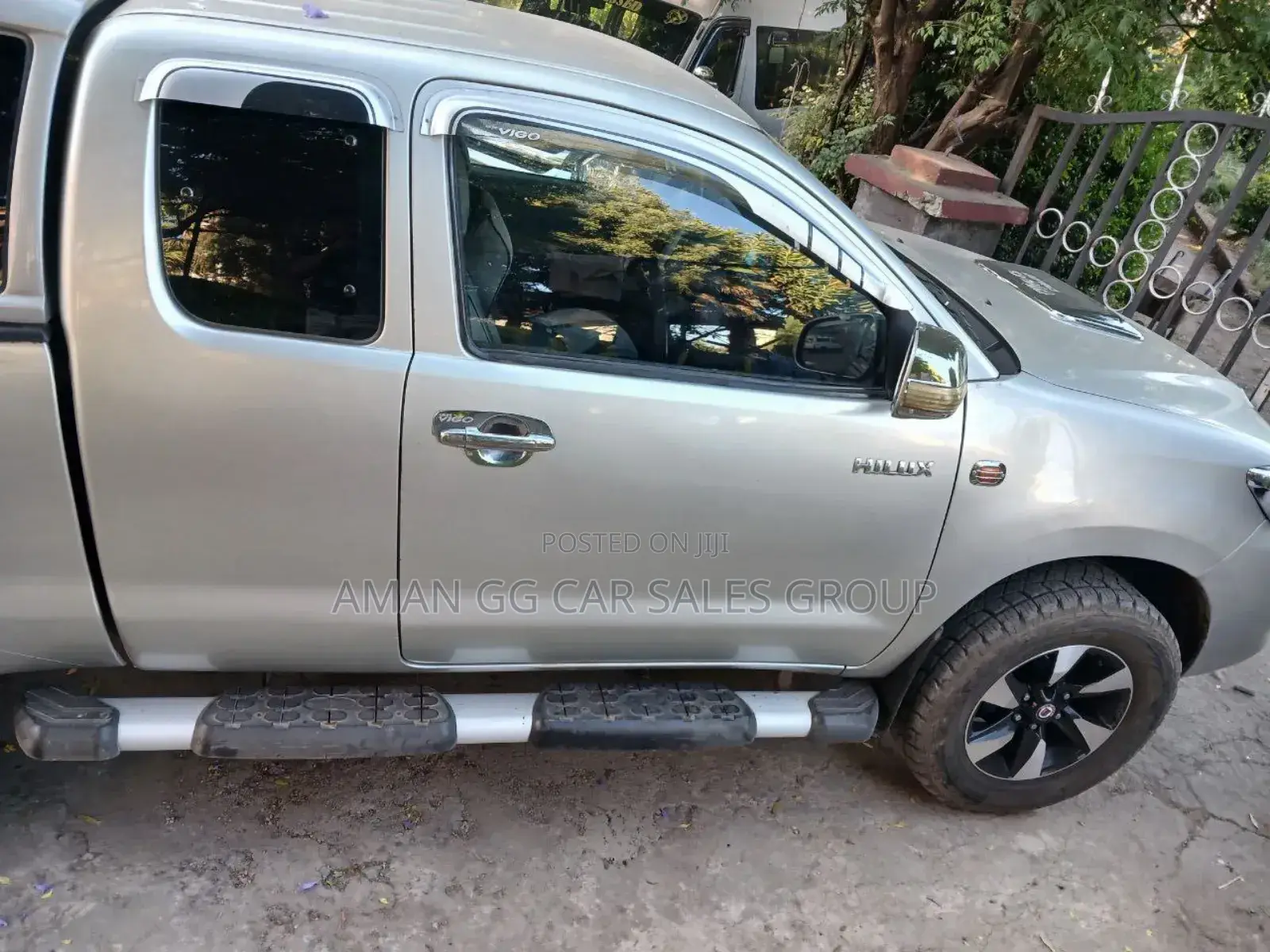 Toyota Hilux 2012 Silver