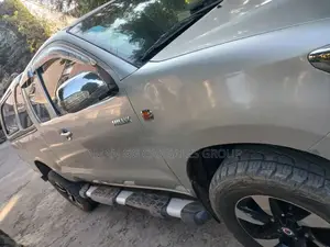 Toyota Hilux 2021 Silver