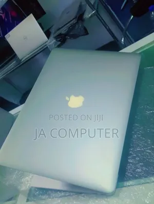 New Laptop Apple MacBook Pro 2015 16GB Intel Core I7 SSD 512GB