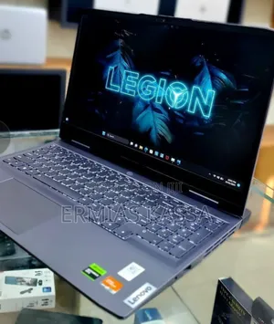 New Laptop Lenovo LOQ 15IRH8 16GB AMD Ryzen 7 SSD 512GB