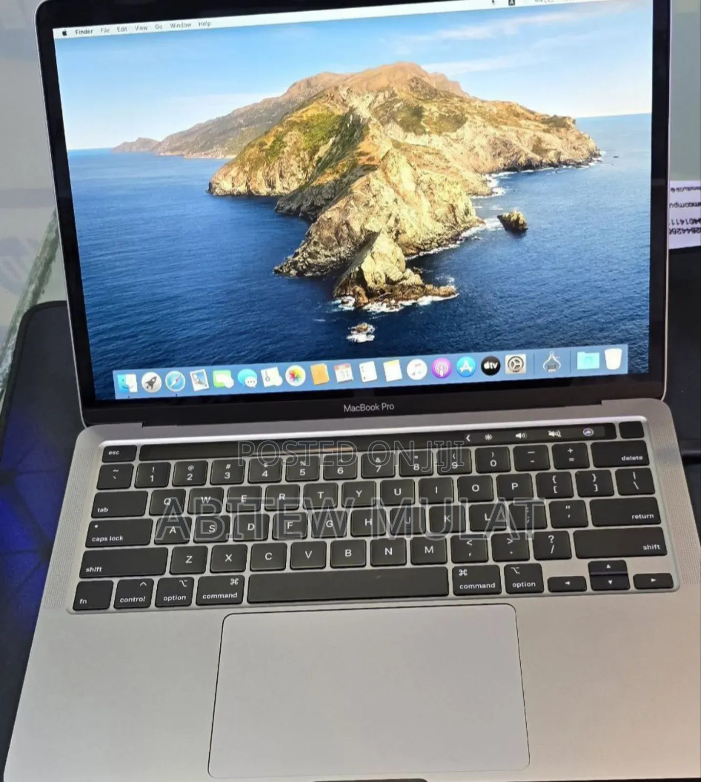 New Laptop Apple MacBook Pro 2020 16GB Intel Core I7 SSD 512GB