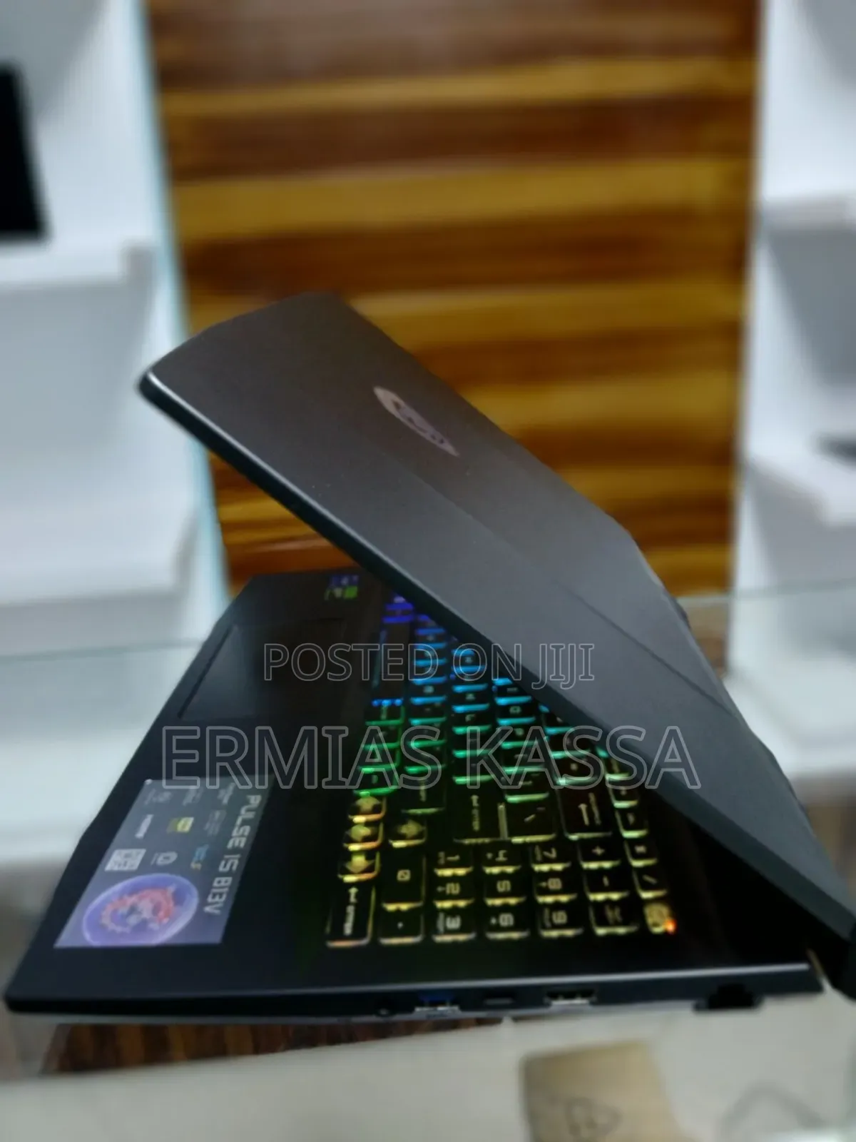 New Laptop MSI Pulse GL76 16GB Intel Core I7 SSD 1T