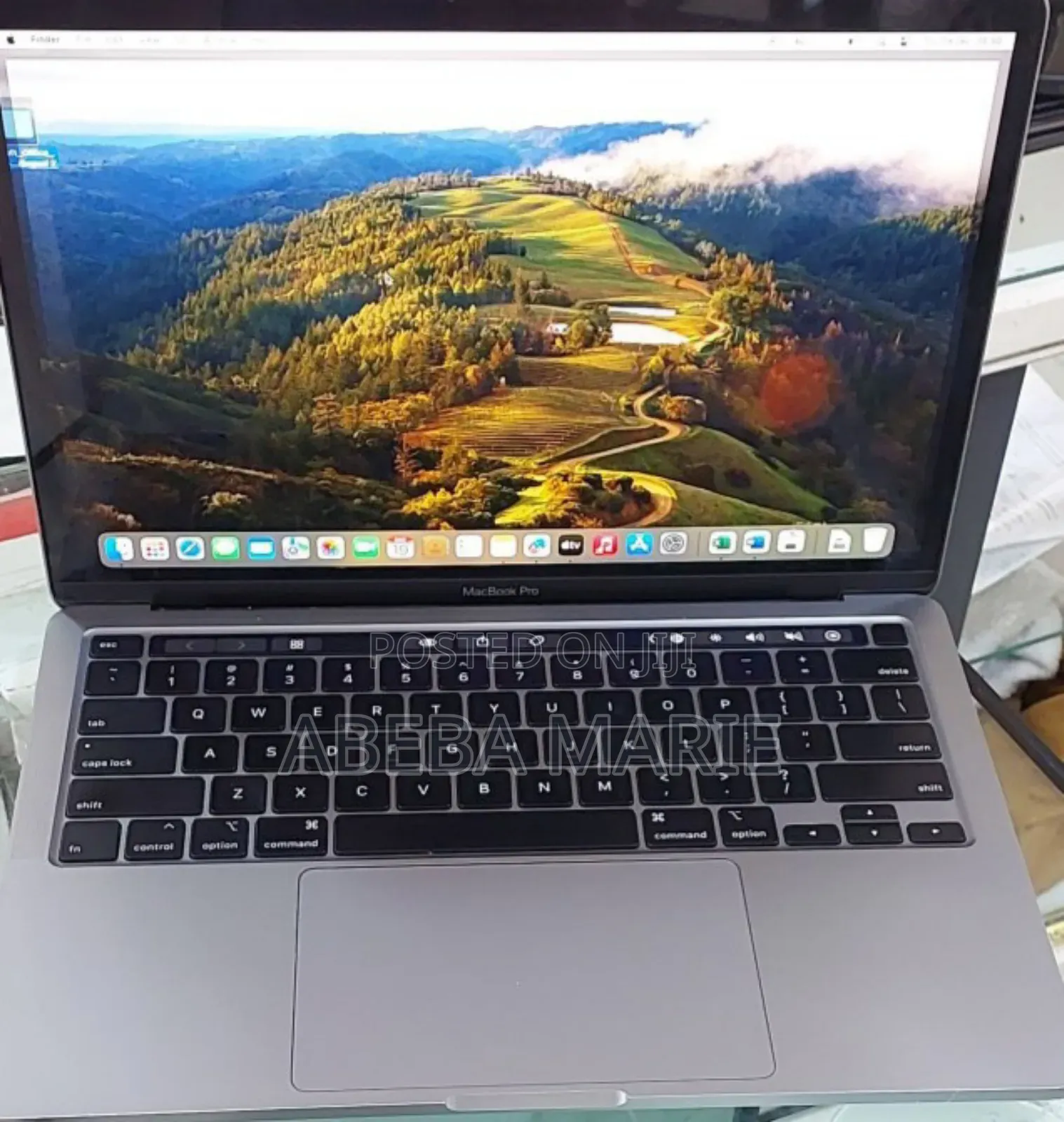 New Laptop Apple MacBook Pro 2020 16GB Intel Core I7 SSD 512GB