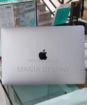 Laptop Apple MacBook Pro 2020 16GB Intel Core I7 SSD 512GB