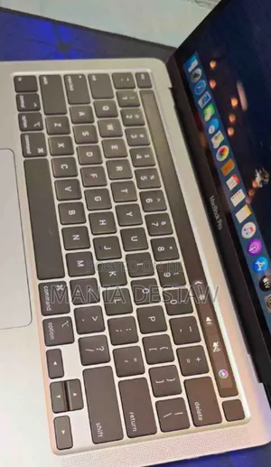 Laptop Apple MacBook Pro 2020 16GB Intel Core I7 SSD 512GB