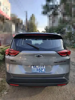 Chevrolet Orlando 2024 Gray