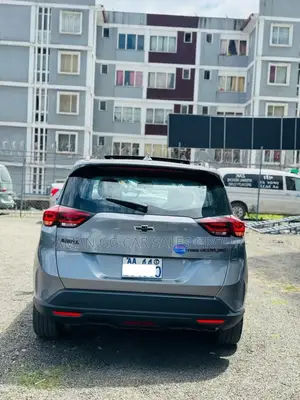 Chevrolet Orlando 2024 Gray