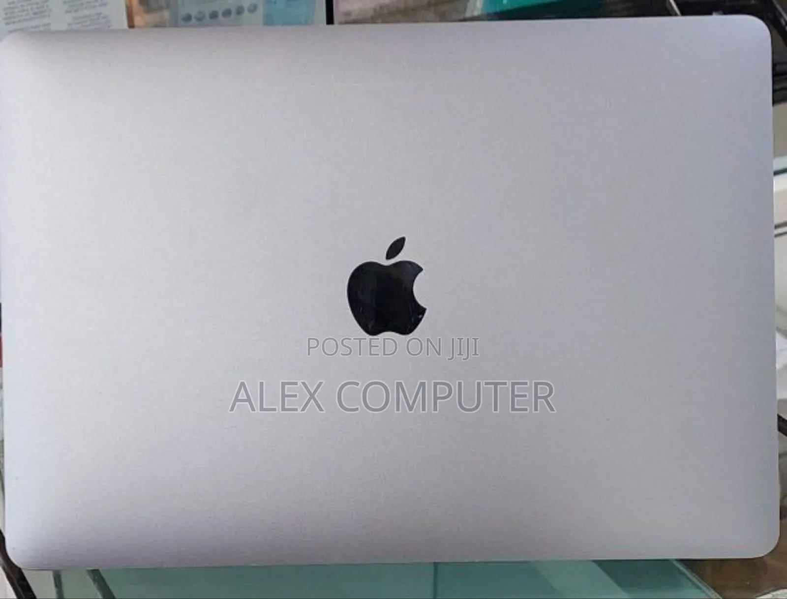 New Laptop Apple MacBook Pro 2020 16GB Intel Core I7 SSD 512GB