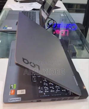 New Laptop Lenovo LOQ 15IRH8 8GB AMD Ryzen 7 SSD 512GB