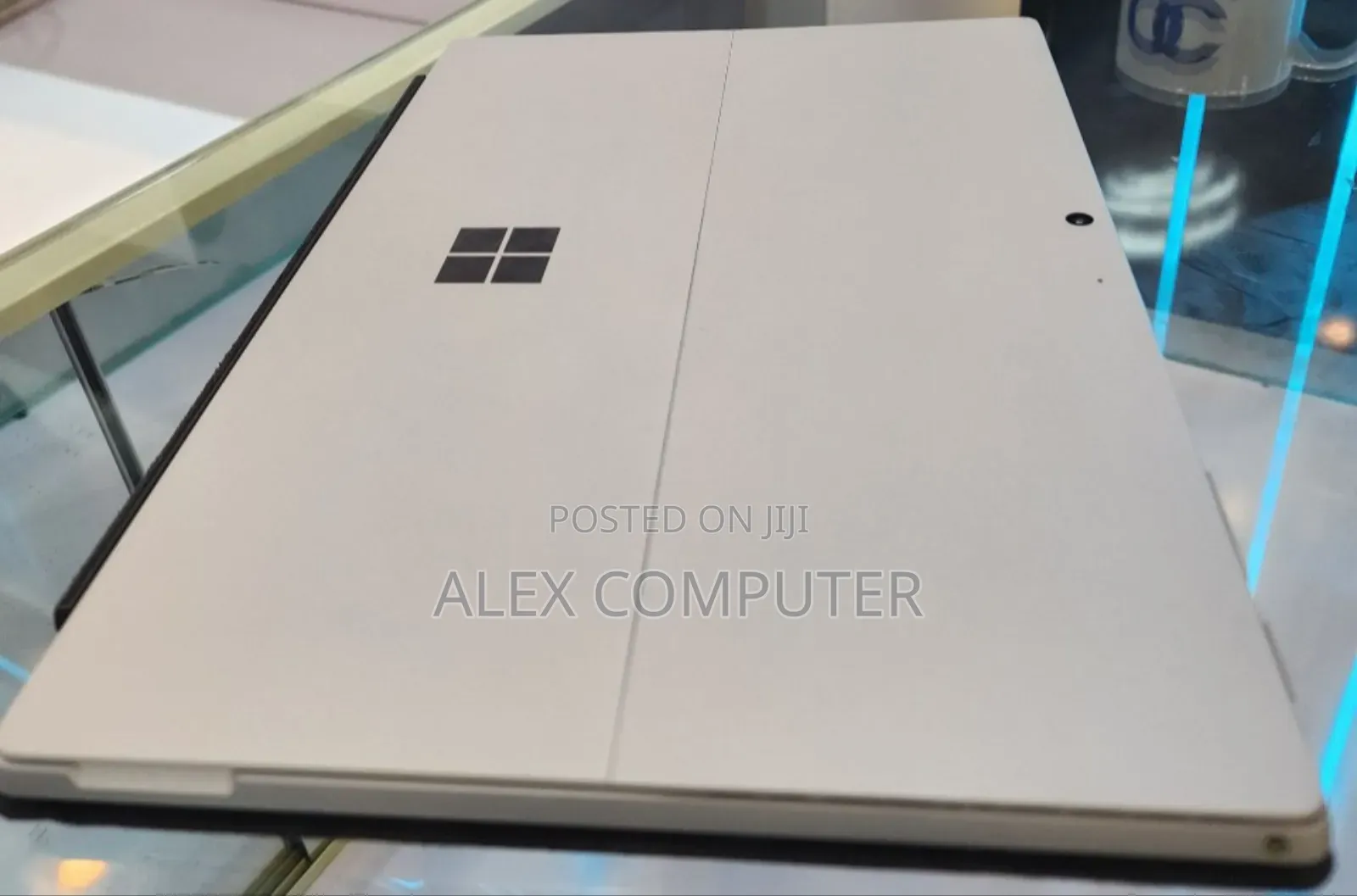 New Laptop Microsoft Surface Pro 7 8GB Intel Core I5 SSD 256GB