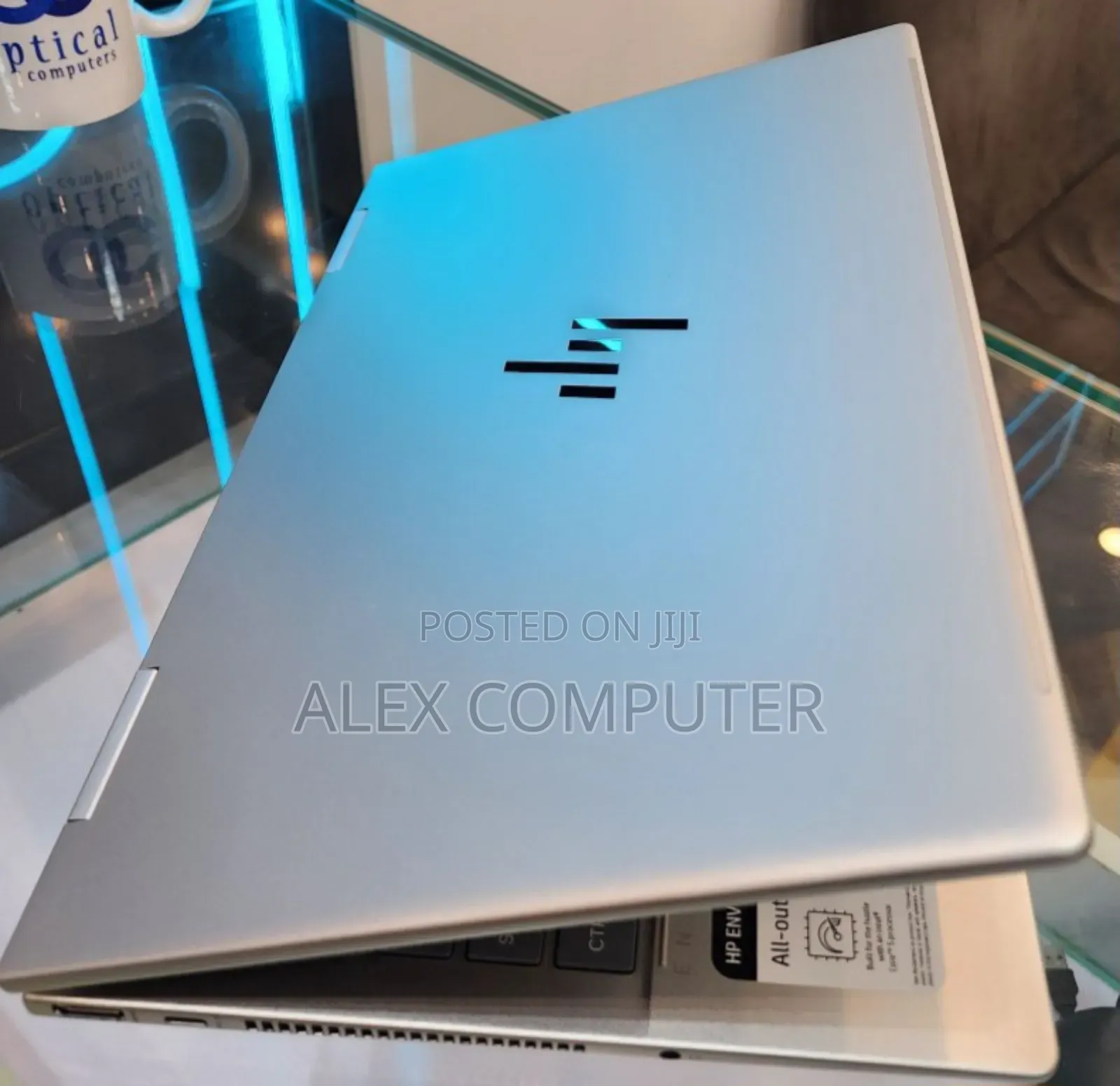 New Laptop HP Envy X360 8GB Intel Core I5 SSD 512GB