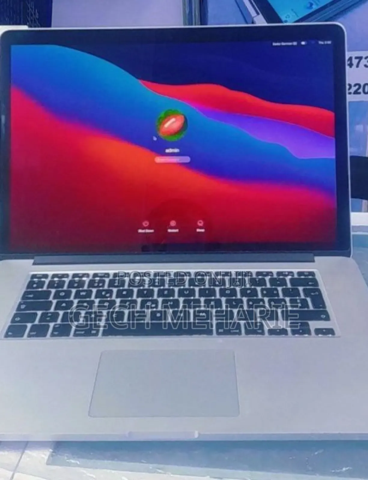 New Laptop Apple MacBook Pro 2015 16GB Intel Core I7 SSD 512GB