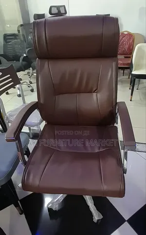 Photo - Manager Chair Leather