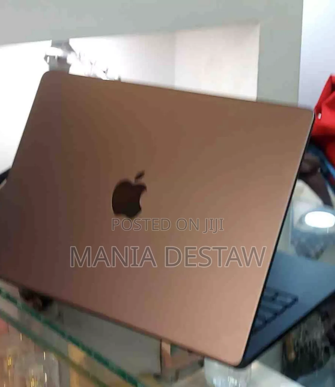 New Laptop Apple MacBook Pro 18GB Apple M3 Pro SSD 512GB