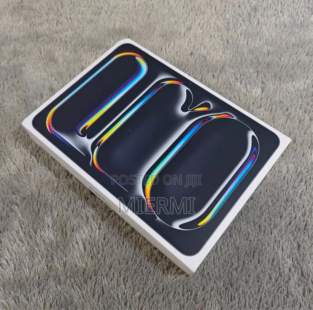 New Apple iPad Pro 13 (2024) 256 GB Black