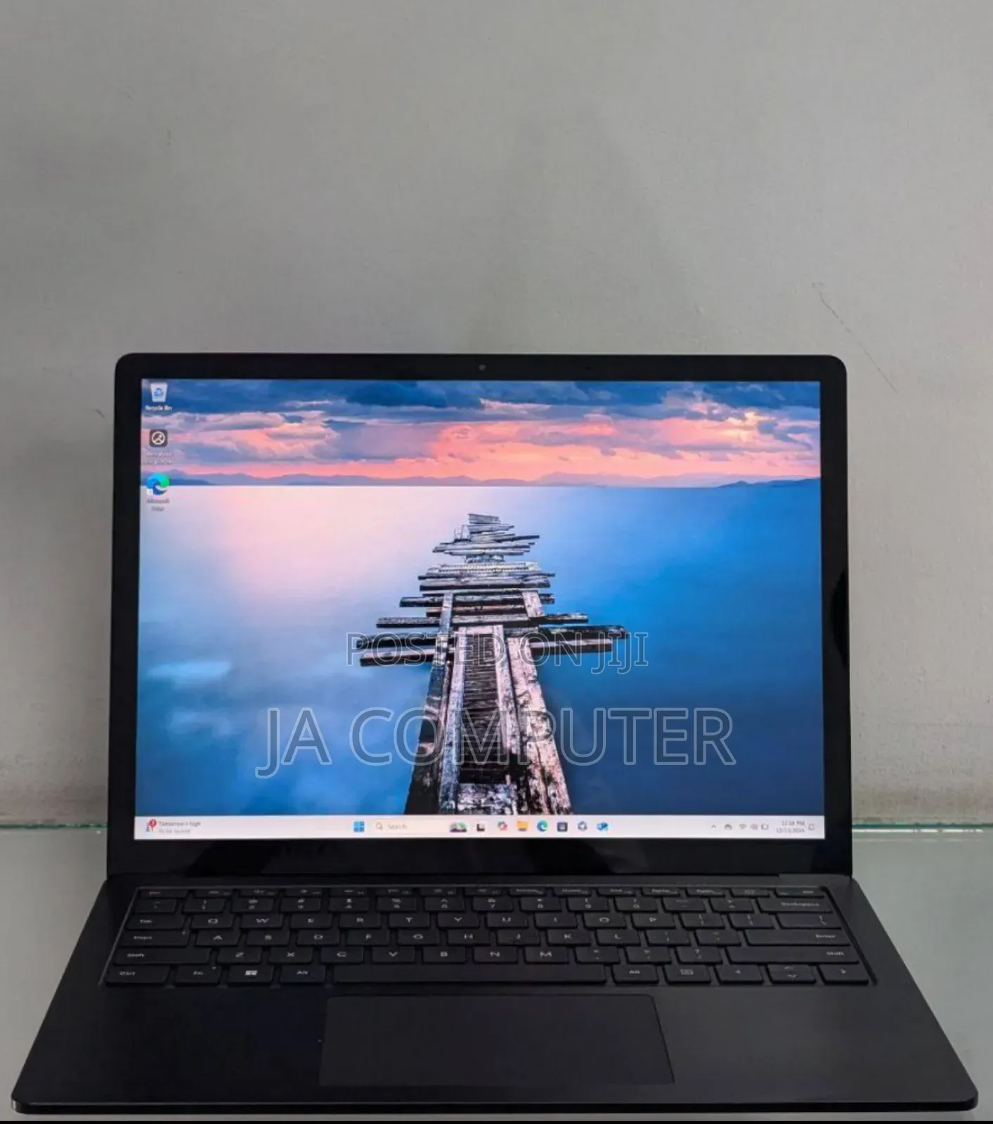New Laptop Microsoft Surface 16GB Intel Core I7 SSD 512GB