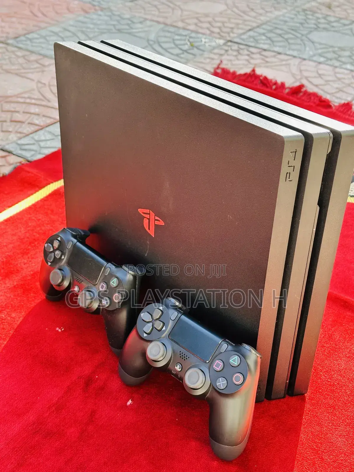 Ps 4 Pro《 2 Controller 》¤