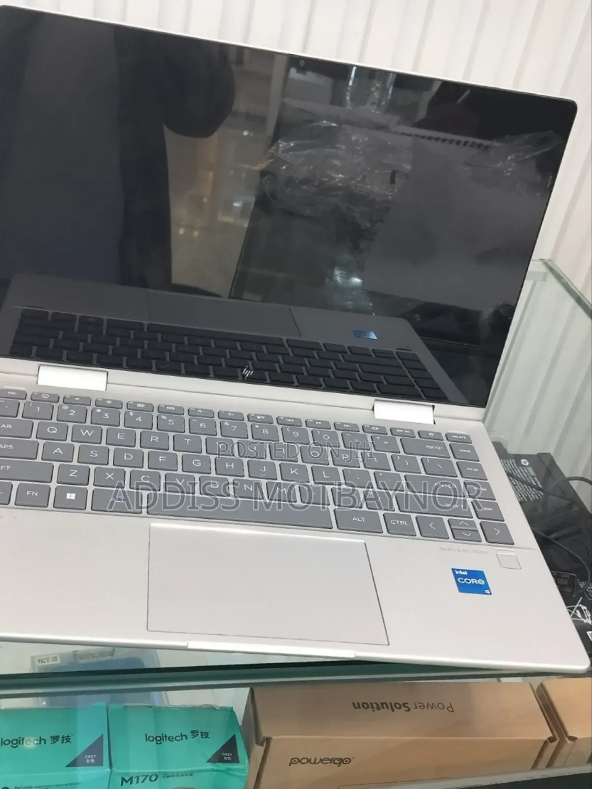 New Laptop HP Envy X360 8GB Intel Core I5 SSD 512GB