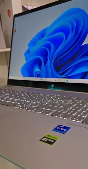 New Laptop HP Envy X360 16GB Intel Core I7 SSD 512GB