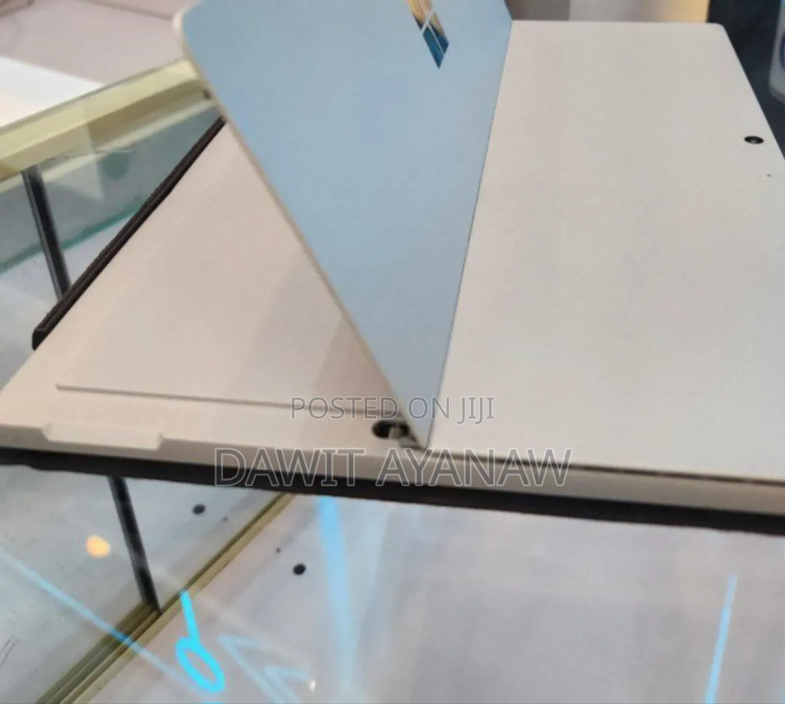 New Laptop Microsoft Surface Pro 7+ 16GB Intel Core I5 SSD 256GB