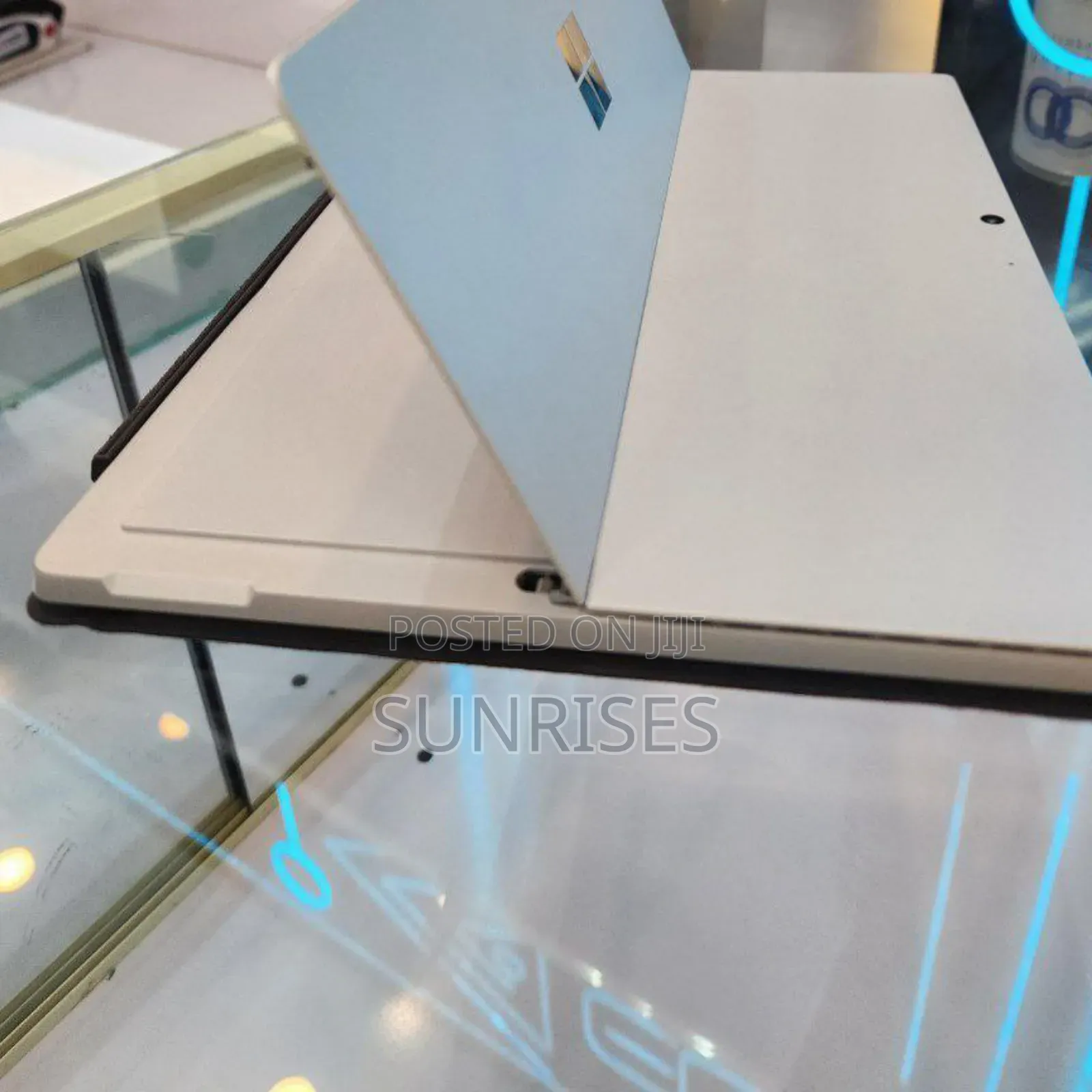 New Laptop Microsoft Surface Pro 7 16GB Intel Core I5 SSD 256GB