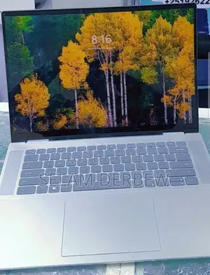 New Laptop Dell Inspiron 16 5620 16GB Intel Core I7 SSD 512GB