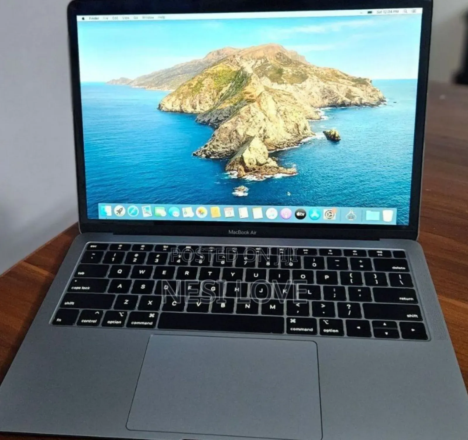 New Laptop Apple MacBook Air 2019 8GB Intel Core I5 SSD 128GB