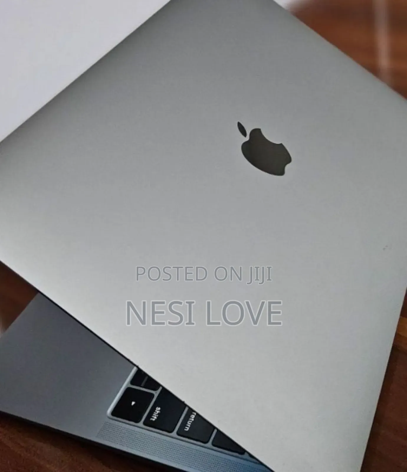 New Laptop Apple MacBook Air 2019 8GB Intel Core I5 SSD 128GB