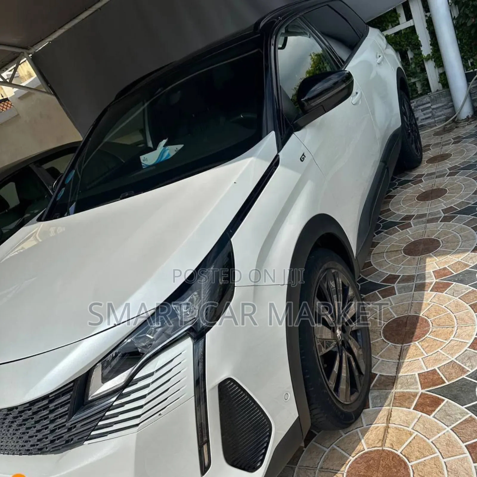 Peugeot 5008 2022 White