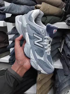 New Balance 9060