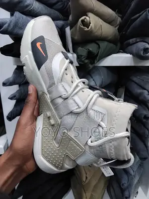 Nike Grip Boots