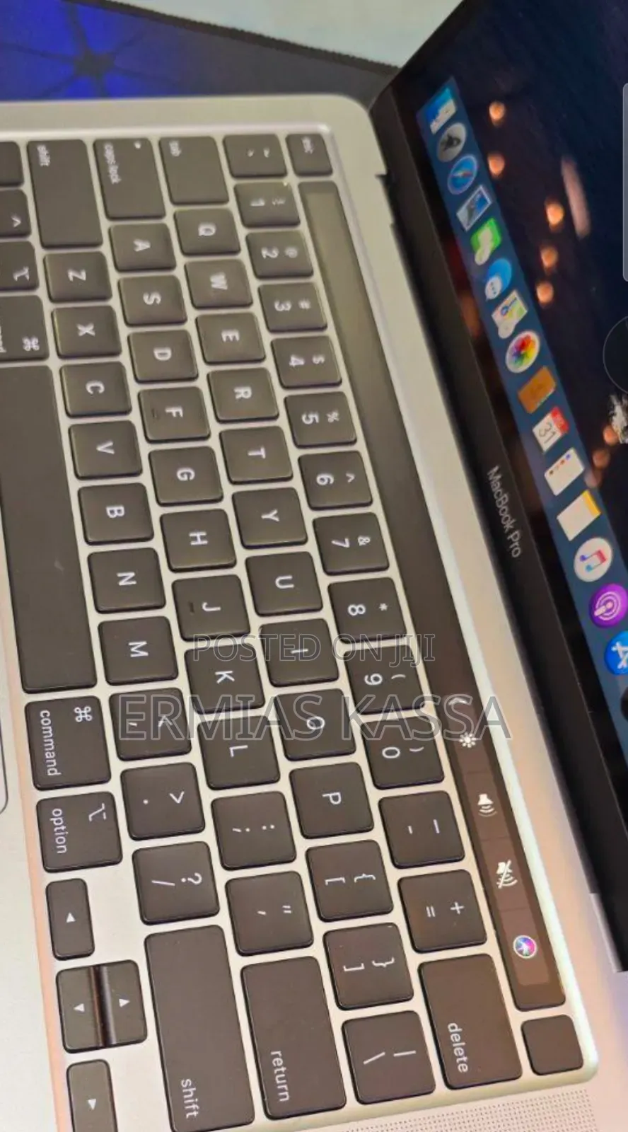 New Laptop Apple MacBook Pro 2017 16GB Intel Core I7 SSD 512GB