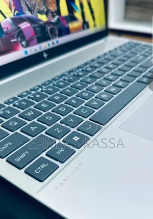 New Laptop HP Pavilion 17 16GB Intel Core I7 SSD 1T